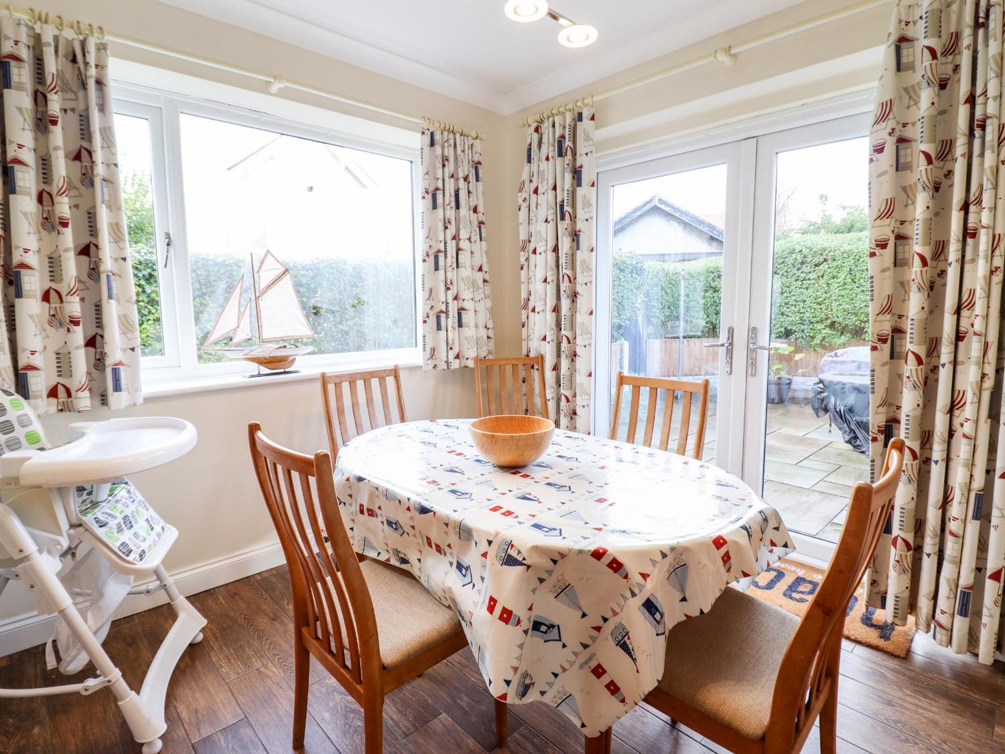 Meadway House Villa Rhôs-on-Sea Екстериор снимка