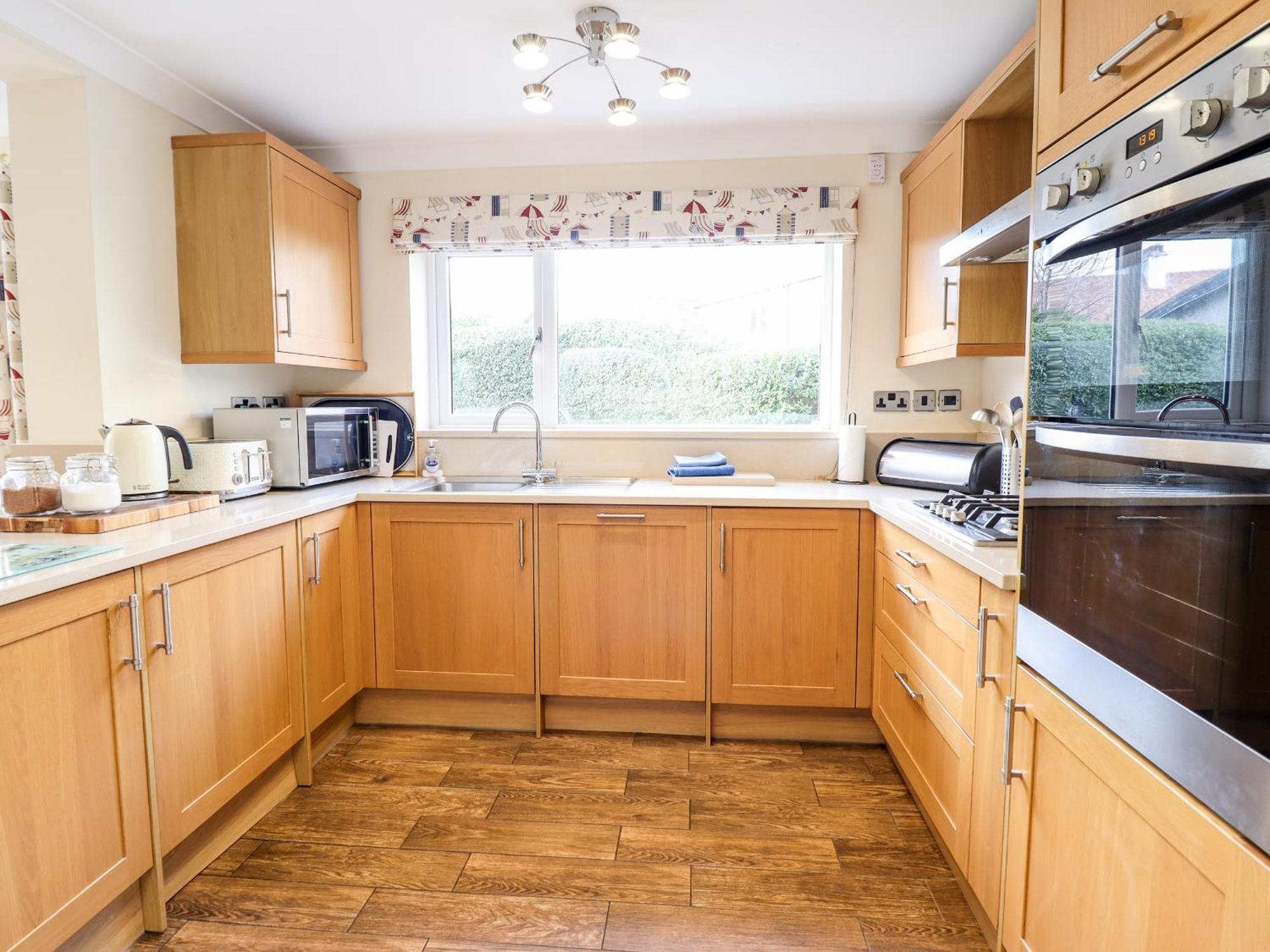 Meadway House Villa Rhôs-on-Sea Екстериор снимка
